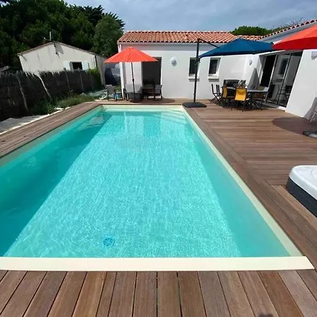 Villa 4 Chambres Avec Piscine Chauffee Et Jacuzzi, A 800m De La Des Sables Vigniers Les Sables Vignier