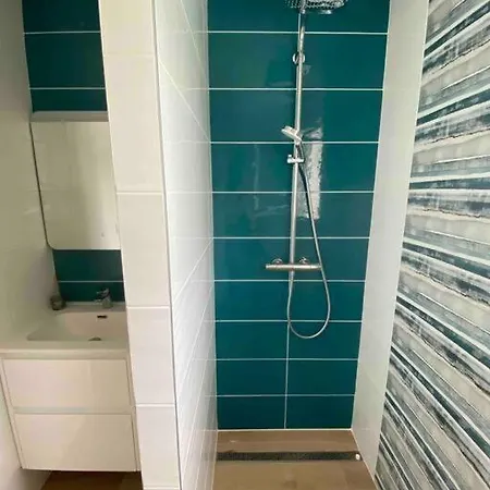 4 Chambres Avec Piscine Chauffee Et Jacuzzi, A 800m De La Des Sables Vigniers Les Sables Vignier